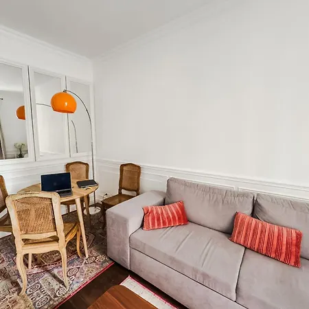 Apartament Penbed-2br- Lovely Parisian Near Bastille Paryż